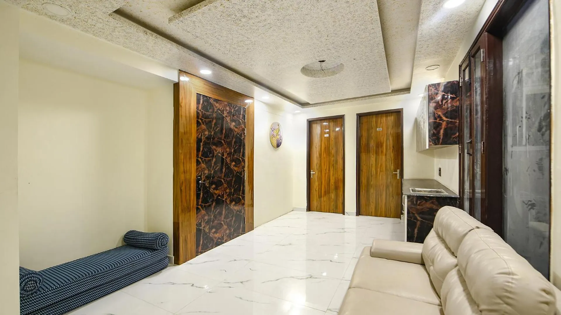 Fabhotel Kesari Stayz Gurgaon 0*,