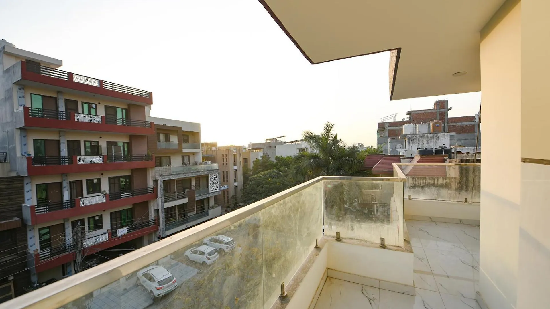 Fabhotel Kesari Stayz Gurgaon