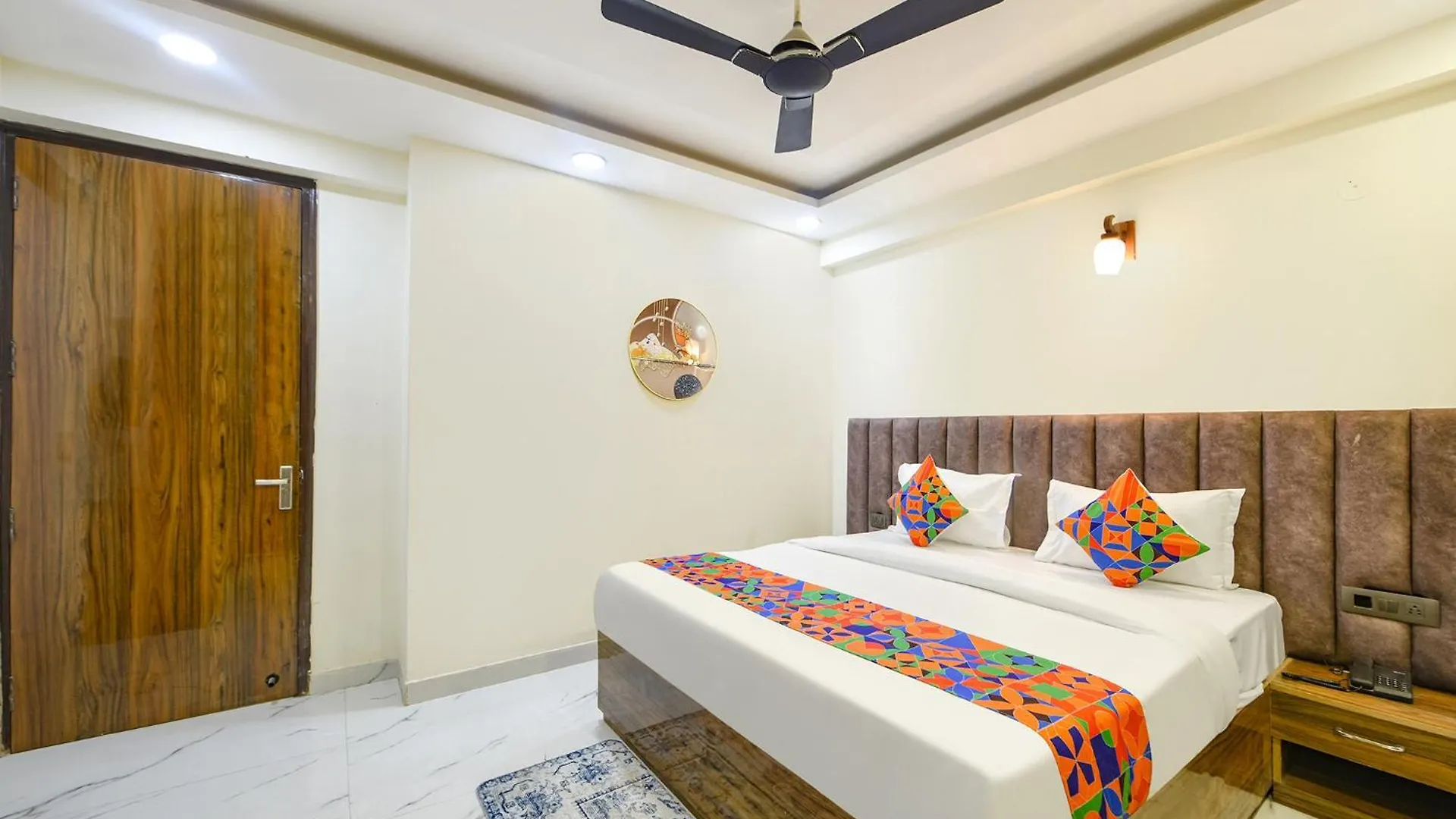 Fabhotel Kesari Stayz Gurgaon 0*,  India