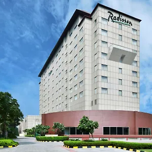 5* Otel Radisson Gurugram Udyog Vihar