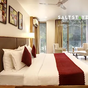 Saltstayz Select - Unitech Cyber Park Hotel