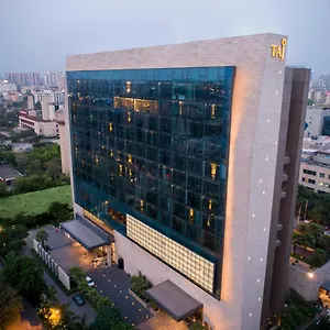 Taj Centre Gurugram Hotel